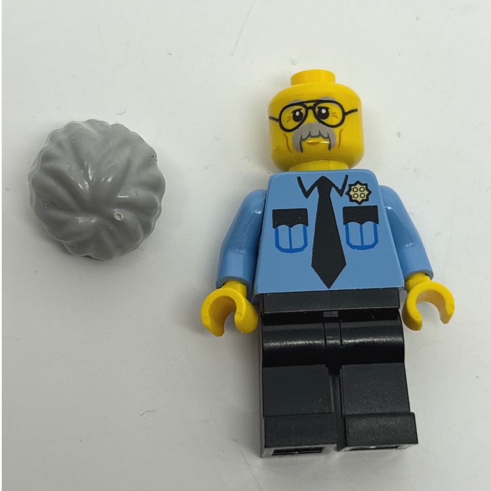 LEGO Pa Cop Minifigure The LEGO Movie 70809 Police Officer tlm020 Blue Black - Picture 5 of 7